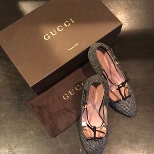 Gucci Vernice Crystal Pumps in Tarragon. Size 38.